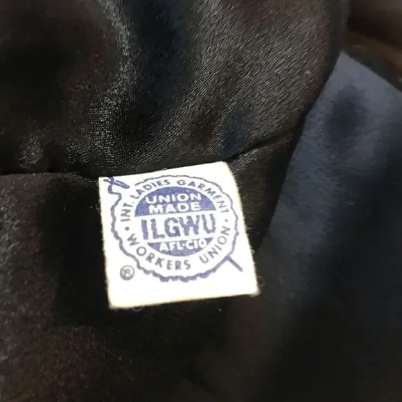 Vintage Forstmann Fur Coat Size Medium - Picture 6 of 11